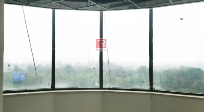使用隔斷防火玻璃時(shí)要注意什么？
